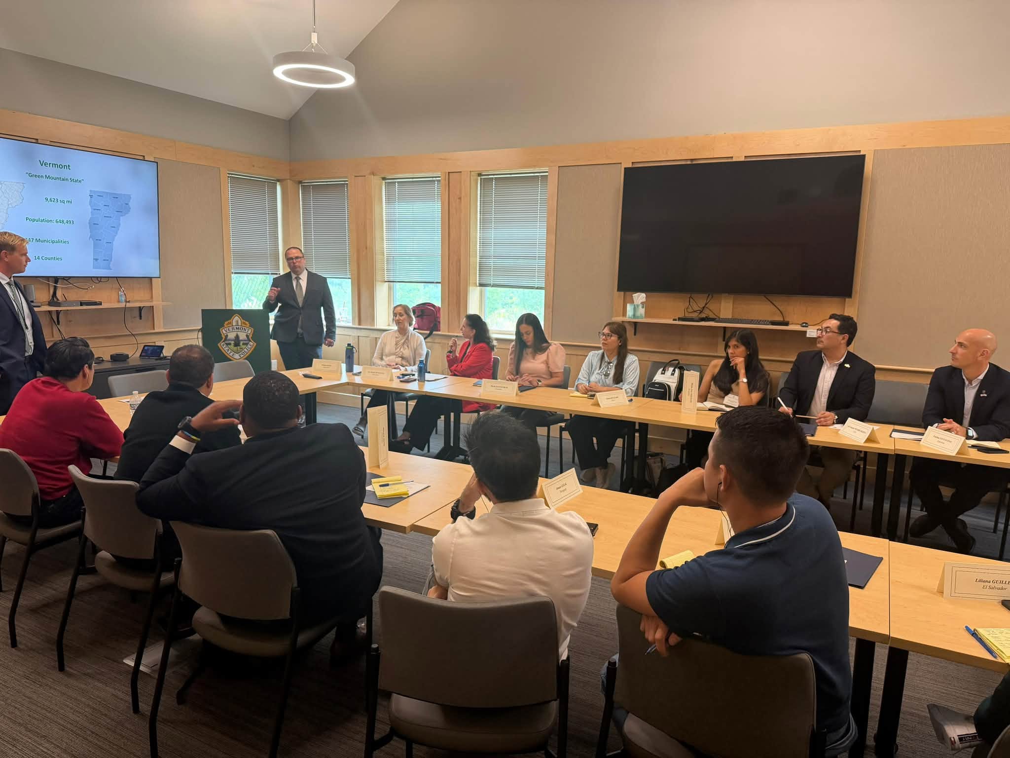 Caleb Navarro durante visita a Vermont State Police como parte del International Visitor Leadership Program IVLP 2026 en Vermont, Estados Unidos.